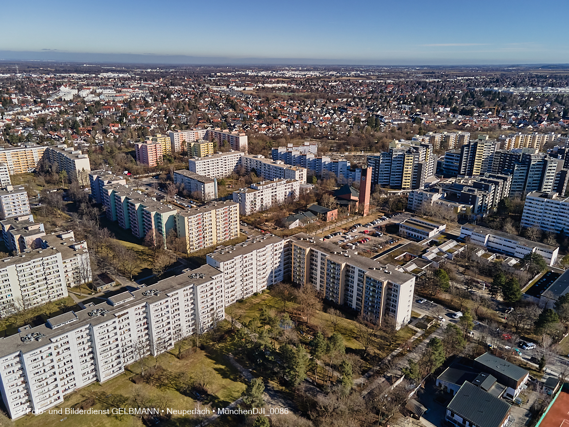 09.02.20222 - Marx-Zentrum und Umgebung in Neuperlach München 